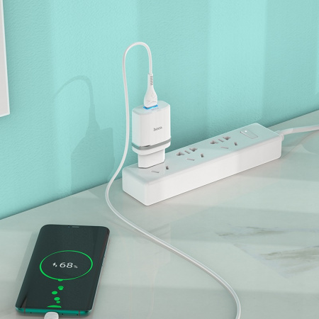 Зарядное устройство HOCO C12Q Smart, 3A, черный, 18W, кабель Type-C,QC3.0 / QC2.0